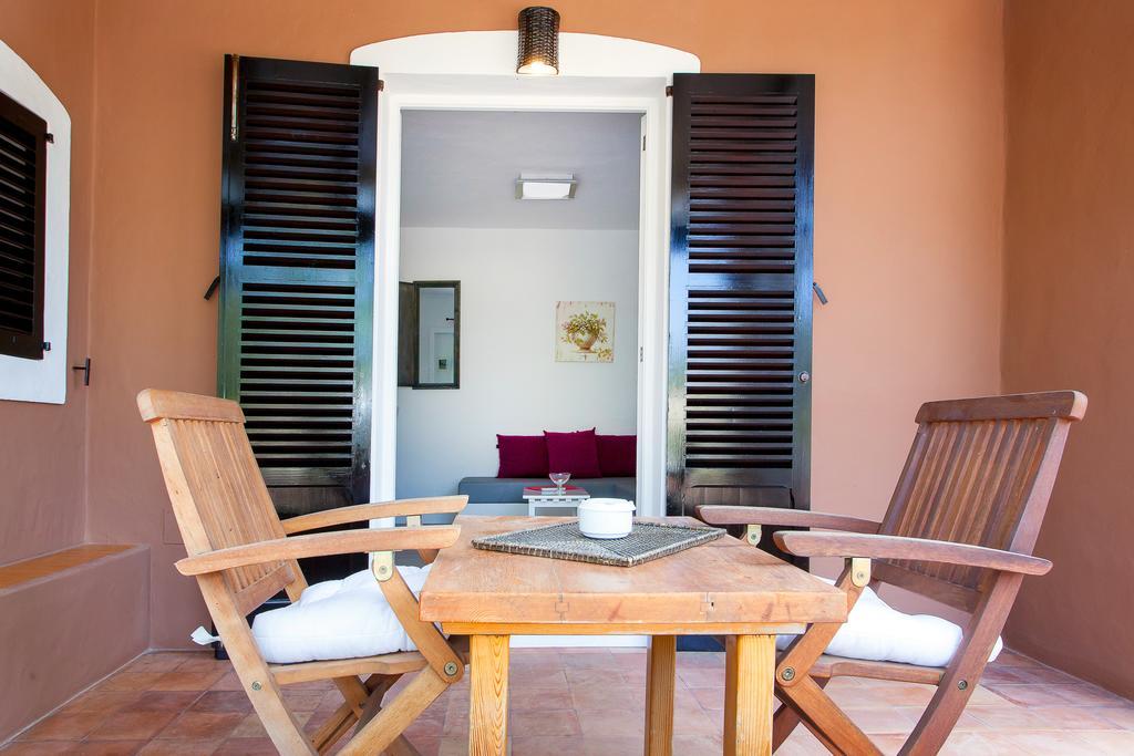 פלאיה מיג'ורן Bungalows Sa Sargantana מראה חיצוני תמונה