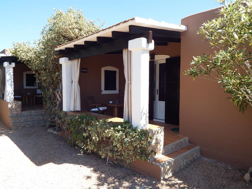 פלאיה מיג'ורן Bungalows Sa Sargantana מראה חיצוני תמונה
